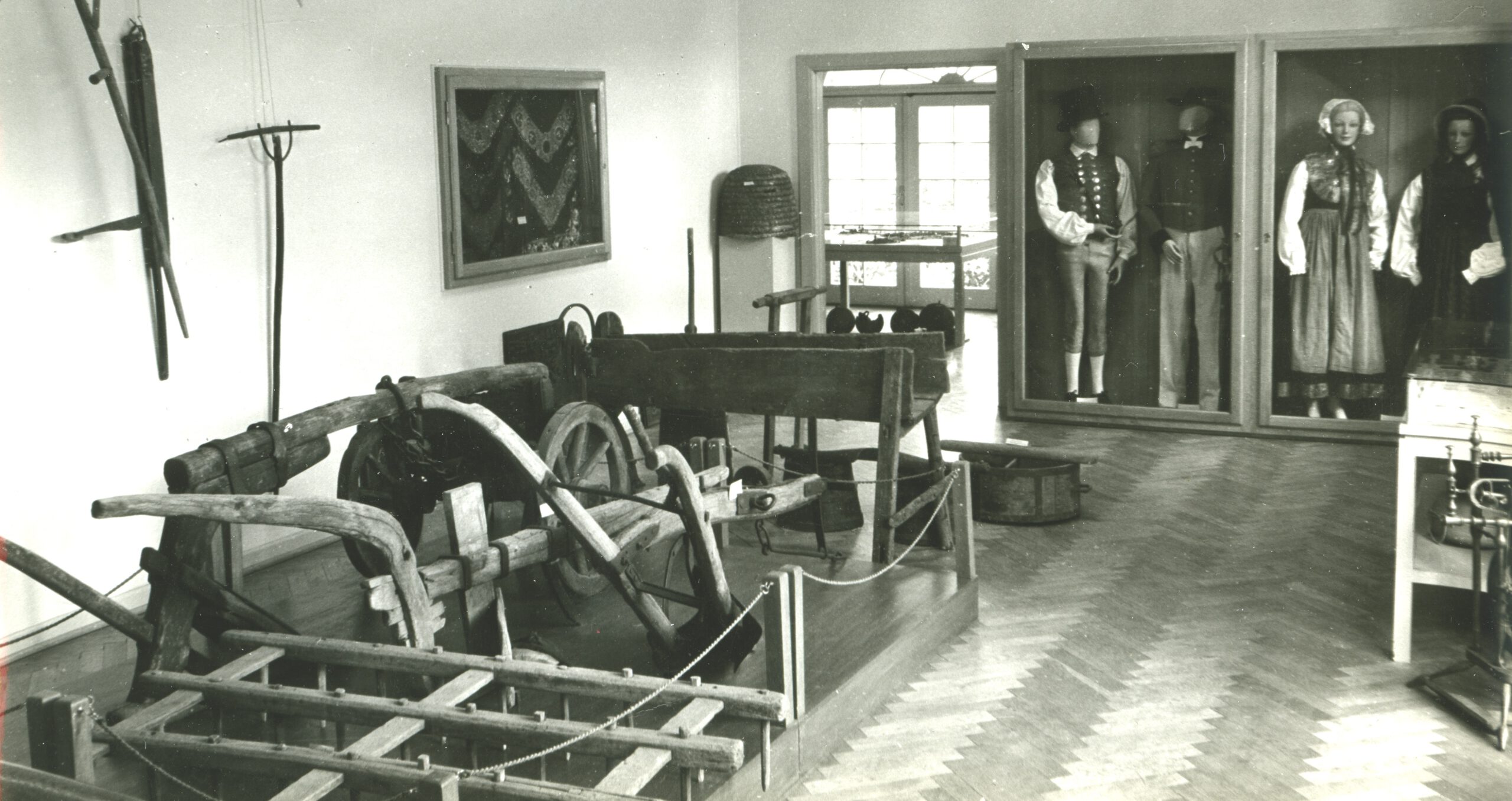 Blick in die alte Sammlungspräsentation vom Kreismuseum Herzogtum Lauenburg 1959.